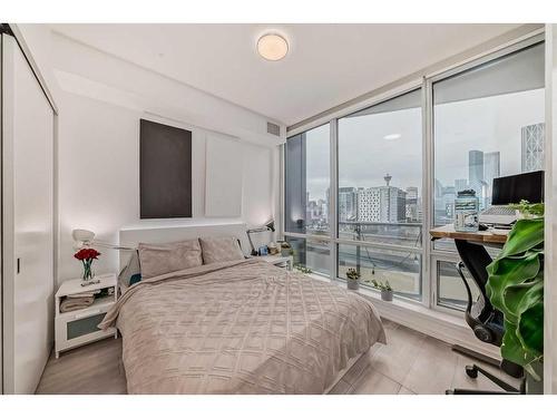 701-615 6 Avenue Se, Calgary, AB - Indoor Photo Showing Bedroom