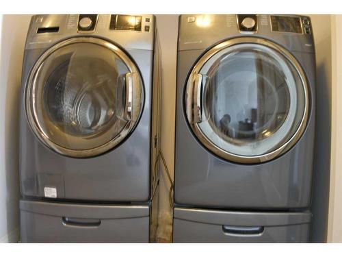 118 Cityscape Terrace Ne, Calgary, AB - Indoor Photo Showing Laundry Room