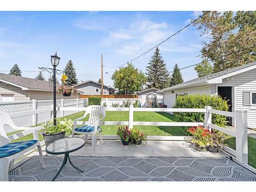 560 Willacy Drive Se, Calgary, AB - Outdoor With Deck Patio Veranda