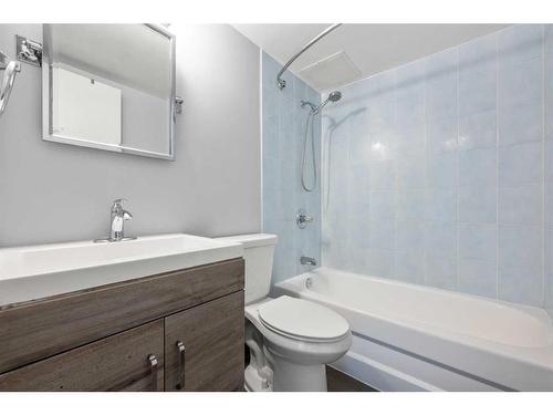 401-1236 15 Avenue Sw, Calgary, AB - Indoor Photo Showing Bathroom