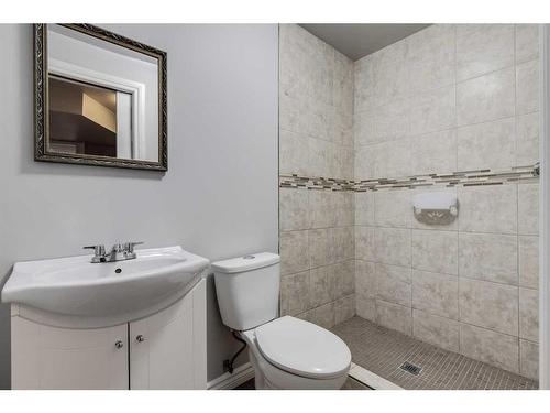 22 Bridleridge Road Sw, Calgary, AB - Indoor Photo Showing Bathroom