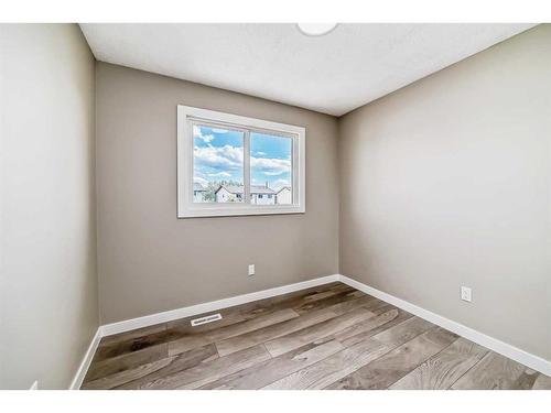 3 Whitworth Way Ne, Calgary, AB - Indoor Photo Showing Other Room