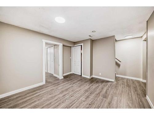 3 Whitworth Way Ne, Calgary, AB - Indoor Photo Showing Other Room