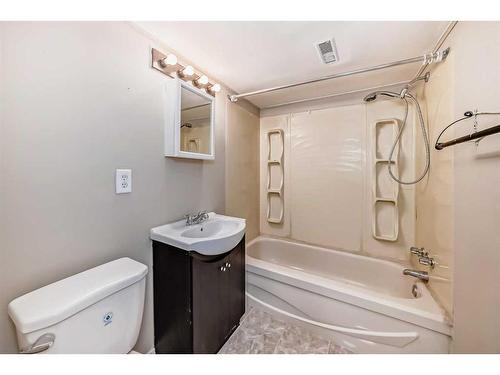 3 Whitworth Way Ne, Calgary, AB - Indoor Photo Showing Bathroom