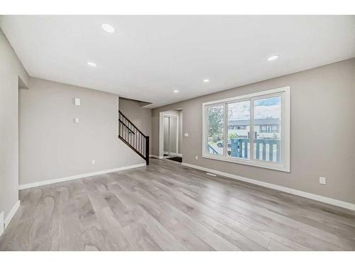 3 Whitworth Way Ne, Calgary, AB - Indoor Photo Showing Other Room