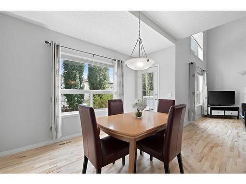 110 Valley Crest Close Nw, Calgary, AB - Indoor Photo Showing Dining Room