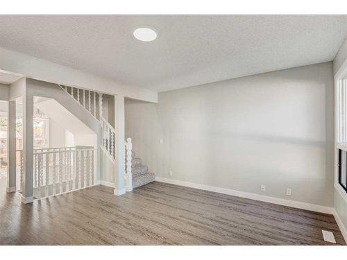 17 Castleglen Road Ne, Calgary, AB - Indoor Photo Showing Other Room