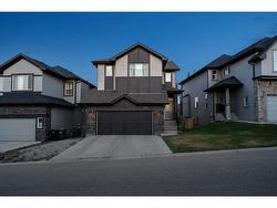 141 Sherwood Crescent NW Calgary, AB T3R 0G3