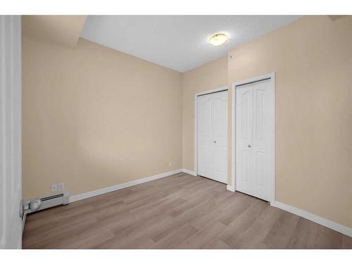 514-1053 10 Street Sw, Calgary, AB - Indoor Photo Showing Other Room