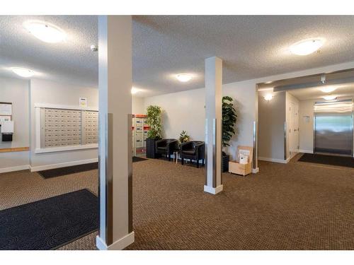 3115-81 Legacy Boulevard Se, Calgary, AB - Indoor Photo Showing Other Room