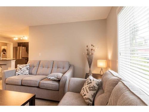 3115-81 Legacy Boulevard Se, Calgary, AB - Indoor Photo Showing Living Room