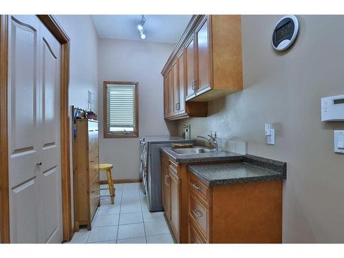 12 Arbour Crest Mount Nw, Calgary, AB - Indoor Photo Showing Kitchen