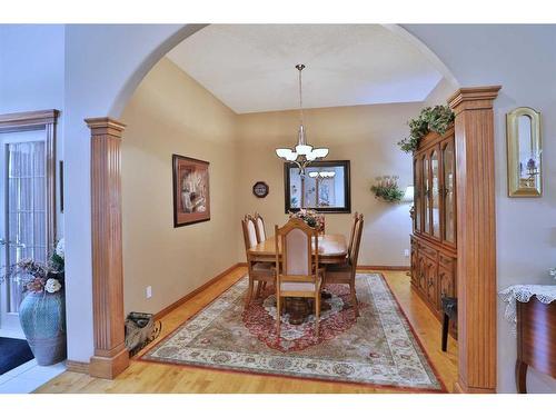 12 Arbour Crest Mount Nw, Calgary, AB - Indoor Photo Showing Dining Room