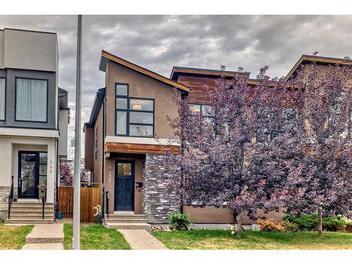 236 25 Avenue Nw, Calgary, AB - Outdoor With Facade