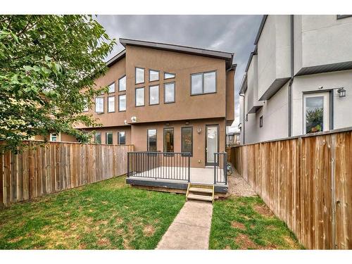 236 25 Avenue Nw, Calgary, AB - Outdoor