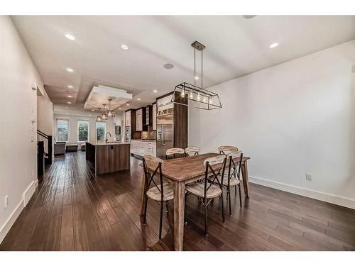 236 25 Avenue Nw, Calgary, AB - Indoor Photo Showing Dining Room