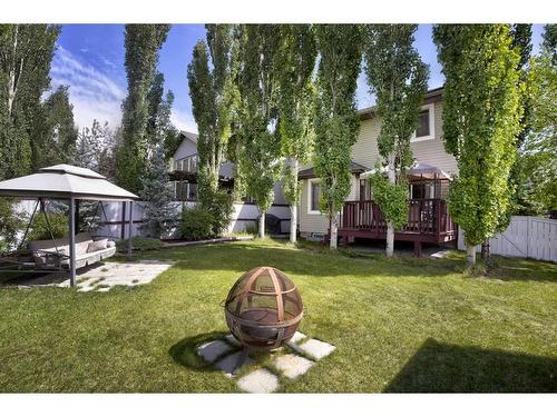 199 Chapman Circle Se, Calgary, AB - Outdoor With Backyard