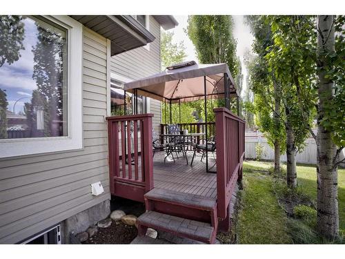 199 Chapman Circle Se, Calgary, AB - Outdoor With Exterior