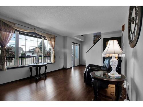 228 Sheep River Lane, Okotoks, AB - Indoor