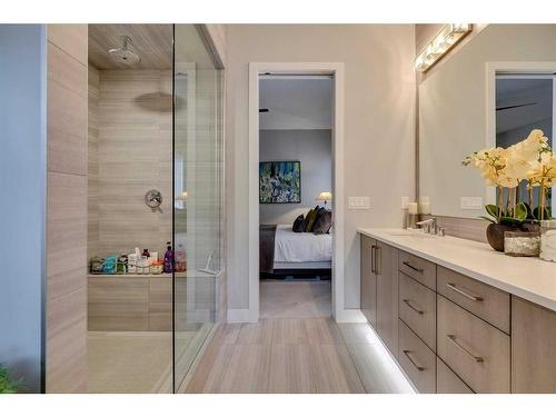 164 Cranbrook Drive Se, Calgary, AB - Indoor Photo Showing Bathroom