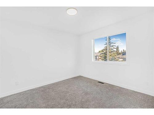 11113 Hidden Valley Drive Nw, Calgary, AB - Indoor Photo Showing Other Room