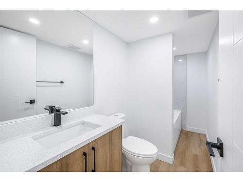 11113 Hidden Valley Drive, Calgary, AB - Indoor Photo Showing Bathroom