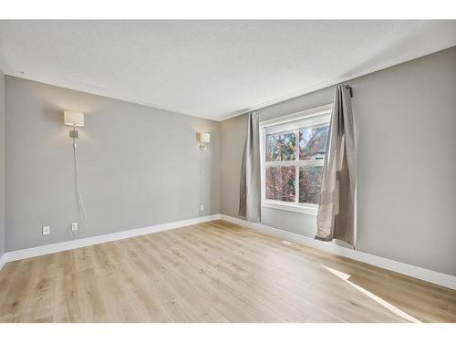 213 Bridlewood Lane Sw, Calgary, AB - Indoor Photo Showing Other Room