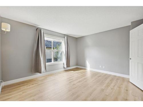 213 Bridlewood Lane Sw, Calgary, AB - Indoor Photo Showing Other Room