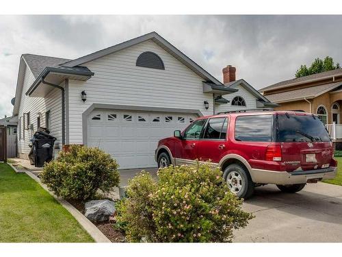 219 10 Avenue Ne, Sundre, AB - Outdoor