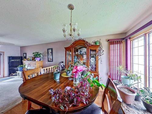 219 10 Avenue Ne, Sundre, AB - Indoor Photo Showing Dining Room