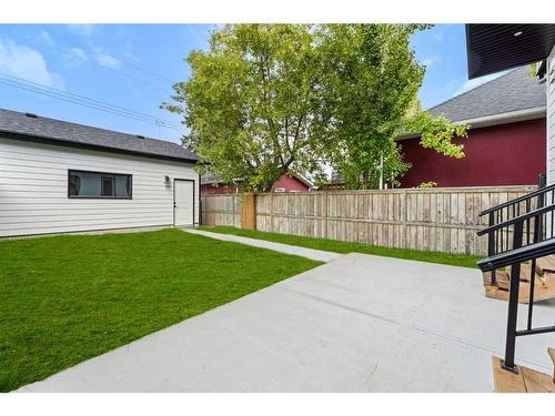 1826 19 Avenue Nw, Calgary, AB - Outdoor