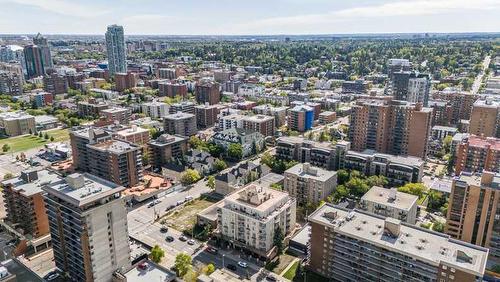 104-1315 12 Avenue Sw, Calgary, AB - Outdoor With View