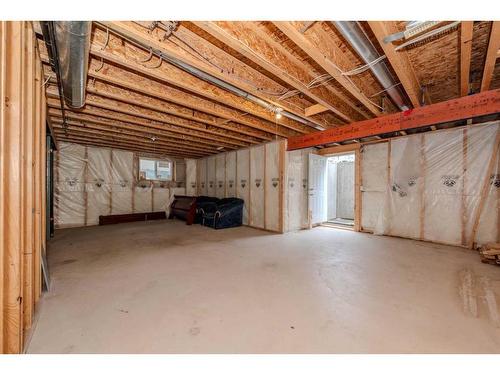 158 Evanscove Circle Nw, Calgary, AB - Indoor Photo Showing Basement