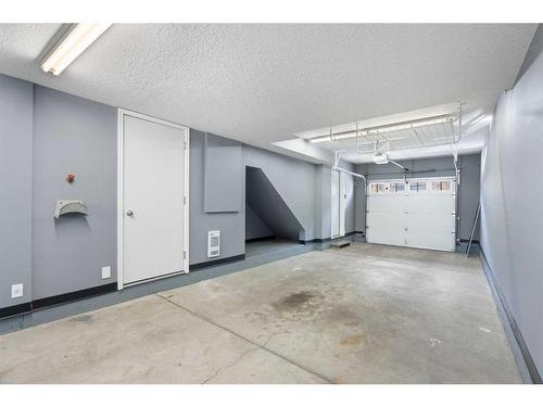 42 Kinlea Common Nw, Calgary, AB - Indoor