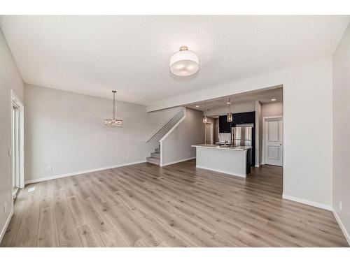 1485 Bayview Point, Airdrie, AB - Indoor Photo Showing Kitchen