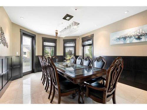 33009 Mountain Glen View, Rural Rocky View County, AB - Indoor Photo Showing Dining Room