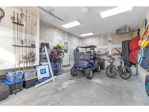 501-Canal Lane, Rural Vulcan County, AB - Indoor Photo Showing Garage