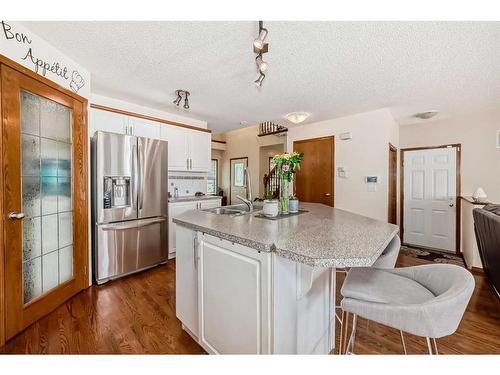 15225 Prestwick Boulevard Se, Calgary, AB - Indoor Photo Showing Kitchen With Double Sink