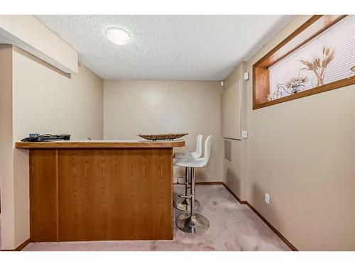 15225 Prestwick Boulevard Se, Calgary, AB - Indoor Photo Showing Other Room