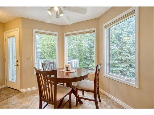 163 Sandringham Close Nw, Calgary, AB - Indoor Photo Showing Dining Room