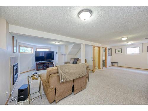 163 Sandringham Close Nw, Calgary, AB - Indoor