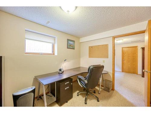 163 Sandringham Close Nw, Calgary, AB - Indoor Photo Showing Office