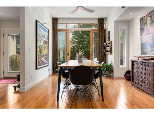 12 Governor Drive Sw, Calgary, AB - Indoor Photo Showing Dining Room