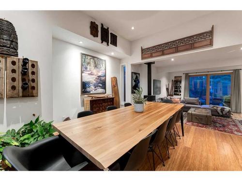 12 Governor Drive Sw, Calgary, AB - Indoor Photo Showing Dining Room