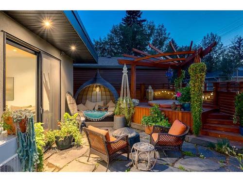 12 Governor Drive Sw, Calgary, AB - Outdoor With Deck Patio Veranda