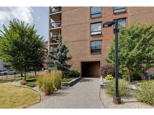 220-1304 15 Avenue Sw, Calgary, AB - Outdoor With Balcony