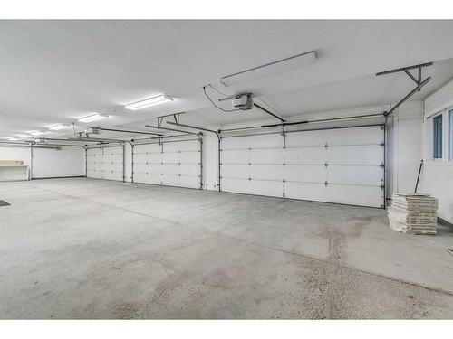 27 Horizon View Lane, Rural Rocky View County, AB - Indoor Photo Showing Garage