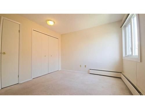 305-723 57 Avenue Sw, Calgary, AB - Indoor Photo Showing Other Room