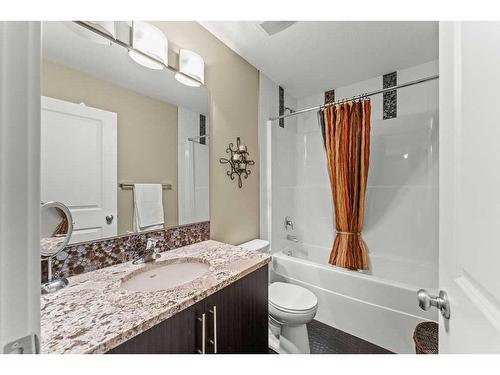 428 Rainbow Falls Drive, Chestermere, AB - Indoor Photo Showing Bathroom