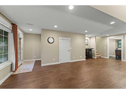 428 Rainbow Falls Drive, Chestermere, AB - Indoor Photo Showing Other Room